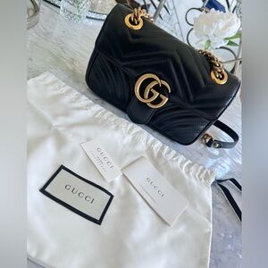 NEW GUCCI GG MARMONT SMALL SHOULDER BAG